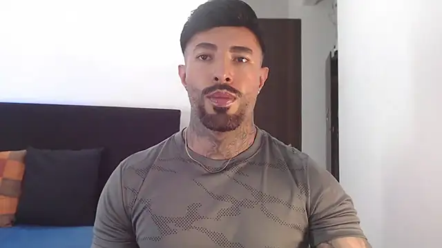 andrea de lucaa online show from July 2026 02:47:01 AM