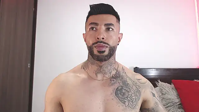 andrea de lucaa online show from March 2026 02:40:02 AM