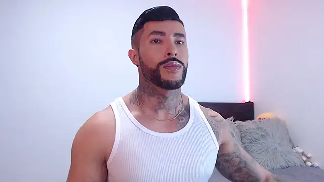 andrea de lucaa online show from November 2025 02:58:02 AM