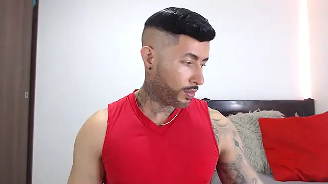 andrea de lucaa online show from February 2026 03:17:01 AM