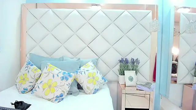 megannherrera online show from February 2026 01:42:02 PM