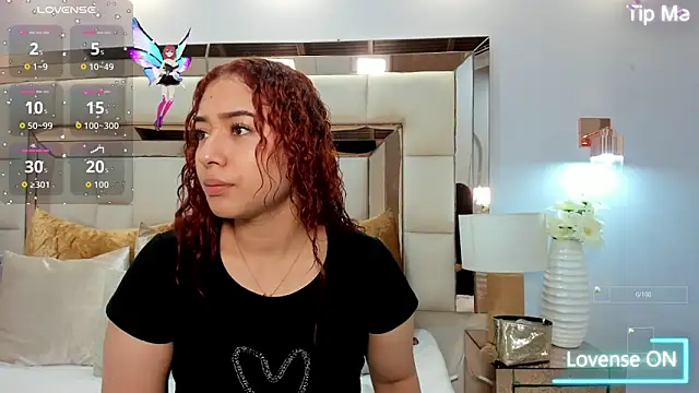 megannherrera online show from December 2025 11:53:02 AM