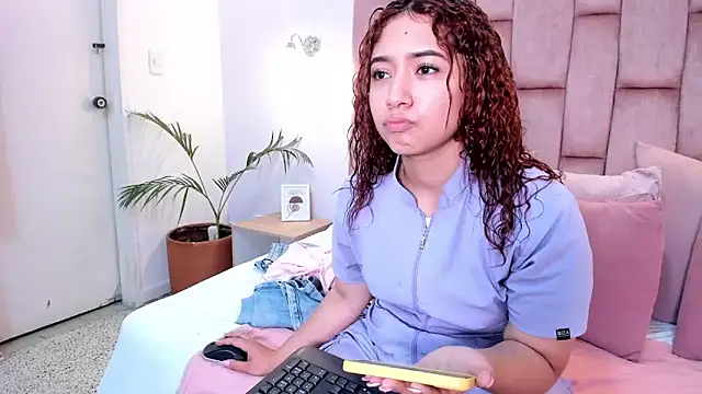 megannherrera online show from February 2026 01:55:02 PM