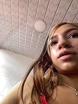 Isabella18 pink online show from June 2026 06:01:02 PM