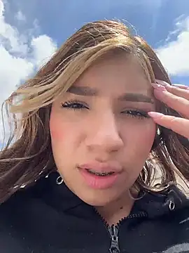 Isabella18 pink online show from June 2026 05:28:01 PM