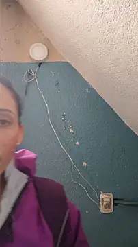 lindasyt online show from November 2025 02:21:01 PM