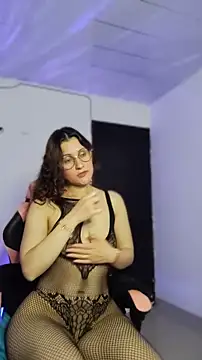 lindasyt online show from May 2026 04:10:01 PM