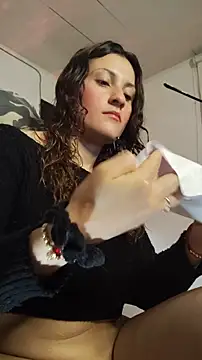 lindasyt online show from May 2026 10:00:01 AM