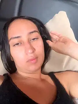 Snapshot of RAKEL37 chatting on December 2025 06:42:02 PM RAKEL37 online show from December 2025 06:42:02 PM