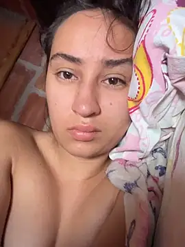 Snapshot of RAKEL37 chatting on May 2026 02:31:01 PM RAKEL37 online show from May 2026 02:31:01 PM