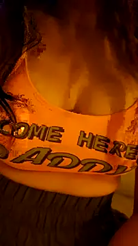 LeemaBean online show from October 2025 06:01:02 PM