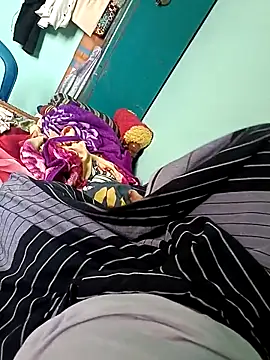 maddy3108 online show from September 2025 05:52:02 AM