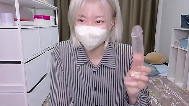 Nana  ch online show from May 2026 11:52:01 AM