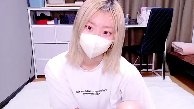 Snapshot of Nana__ch chatting on December 2025 05:41:01 AM Nana ch online show from December 2025 05:41:01 AM