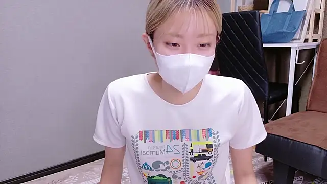 Nana  ch online show from October 2025 05:08:02 AM
