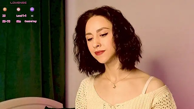 MiaSweetasHoney online show from December 2025 06:01:01 AM