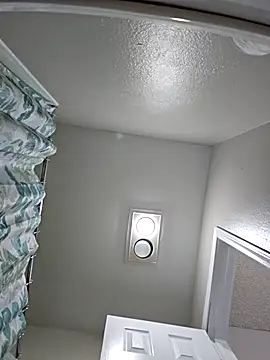 SHEILYN  online show from March 2026 03:32:01 AM