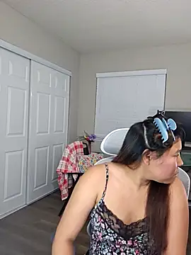 SHEILYN  online show from December 2025 05:00:02 AM