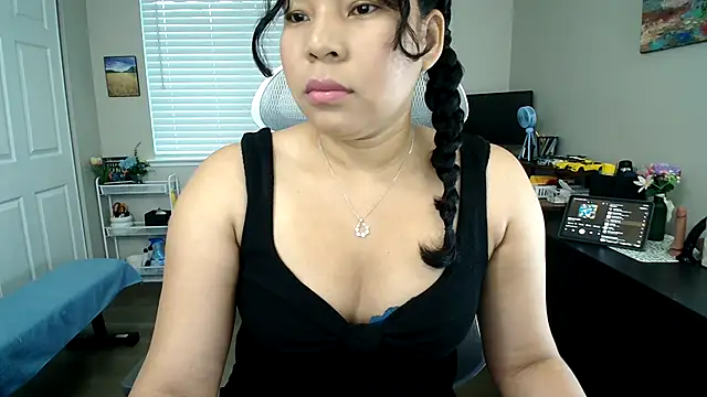 SHEILYN  online show from April 2026 02:21:01 PM