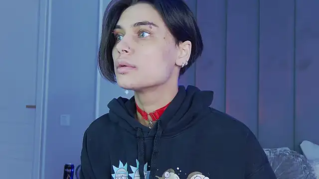 VioletAsh online show from October 2025 04:34:01 AM