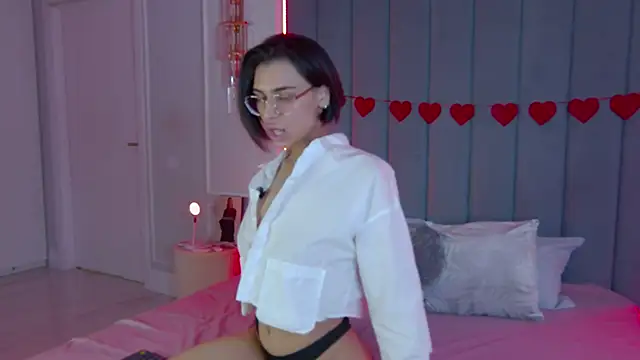 VioletAsh online show from February 2026 04:47:02 AM