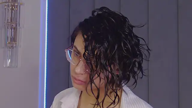 VioletAsh online show from March 2026 04:45:01 AM