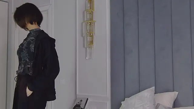 VioletAsh online show from April 2026 04:20:02 AM