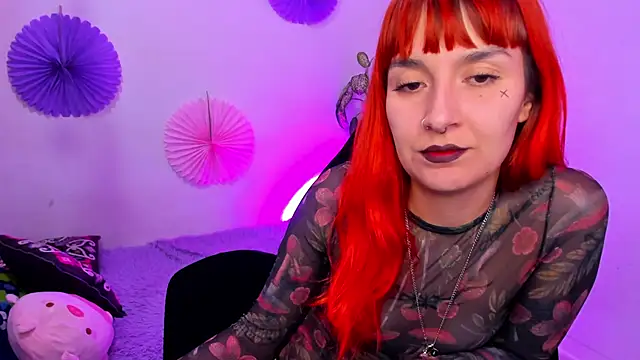 Snapshot of mary-magic chatting on October 2025 04:32:01 AM mary-magic online show from October 2025 04:32:01 AM