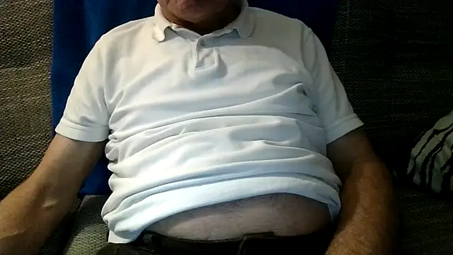 velikifant7 online show from February 2026 05:31:01 PM