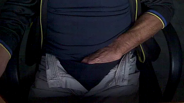 velikifant7 online show from November 2025 05:41:02 AM