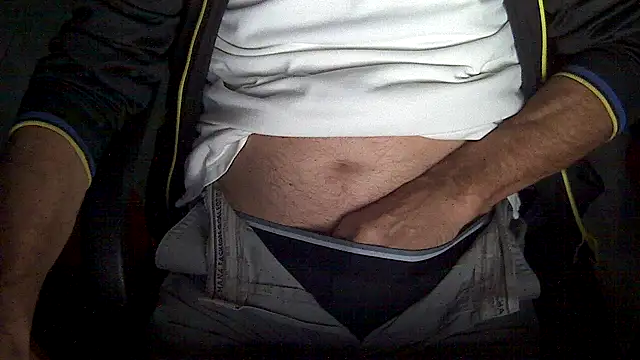 velikifant7 online show from December 2025 05:23:02 AM