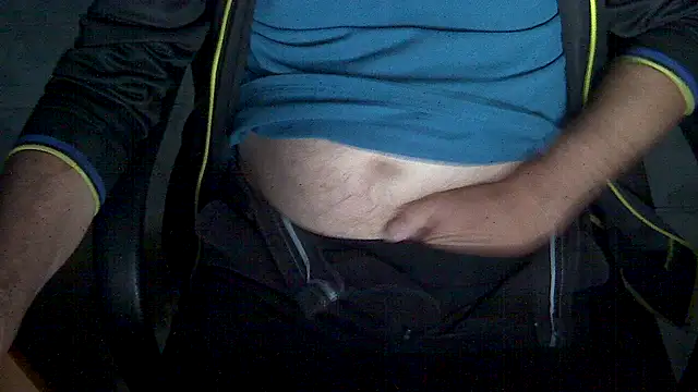 velikifant7 online show from April 2026 04:14:01 AM