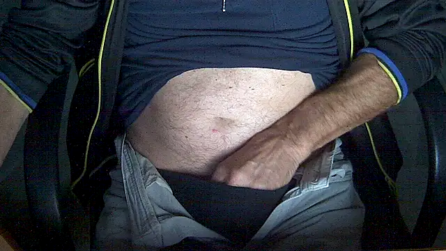 velikifant7 online show from November 2025 05:29:02 AM