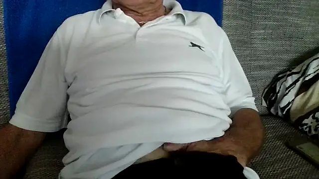 velikifant7 online show from February 2026 01:55:01 PM