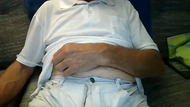 velikifant7 online show from November 2025 05:18:01 PM