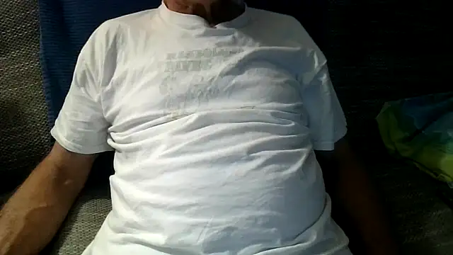 velikifant7 online show from May 2026 06:13:02 PM