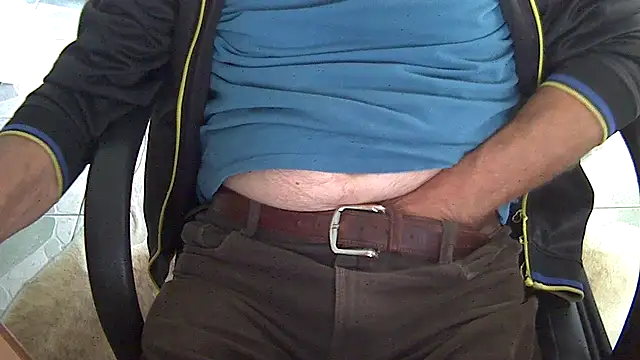 velikifant7 online show from May 2026 09:34:01 AM