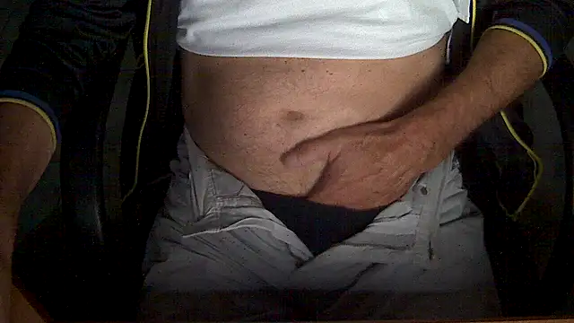 velikifant7 online show from November 2025 05:24:02 AM