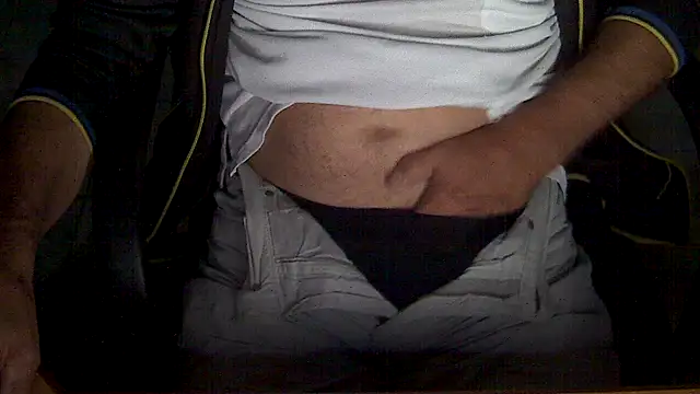 velikifant7 online show from November 2025 05:12:02 AM