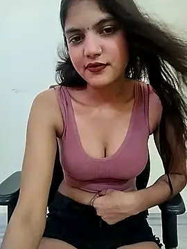 Snapshot of sexy_lips99 chatting on September 2025 04:24:01 AM sexy lips99 online show from September 2025 04:24:01 AM