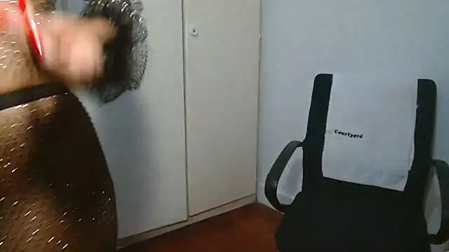 GorillaGripCunt77 online show from February 2026 07:11:02 PM