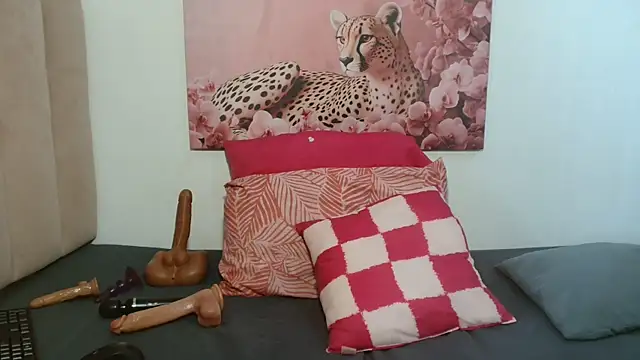 GorillaGripCunt77 online show from March 2026 06:50:01 AM