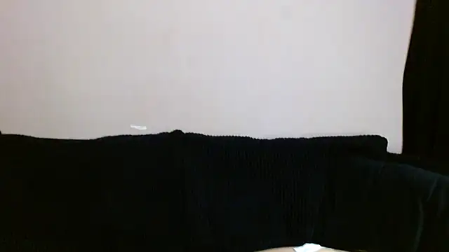 Snapshot of __Leyla__ chatting on November 2025 04:40:01 PM Leyla online show from November 2025 04:40:01 PM