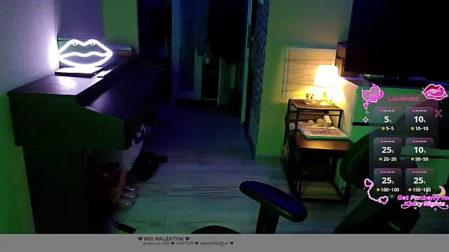   Leyla   online show from February 2026 05:23:02 PM