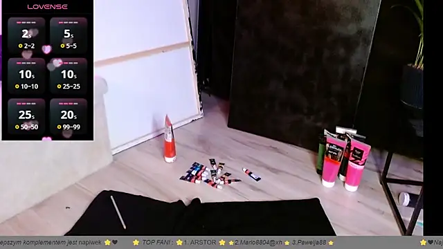   Leyla   online show from March 2026 06:41:01 PM