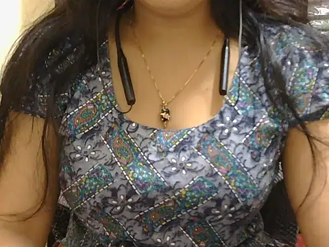 fairy queen07 online show from November 2025 06:07:01 AM