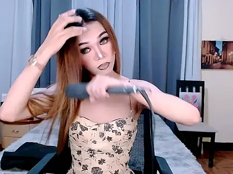 aelinhot online show from October 2025 05:46:01 PM
