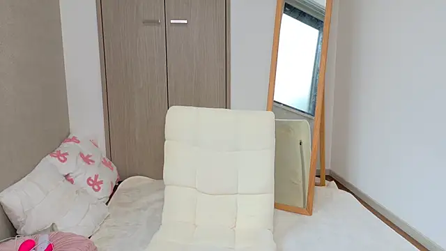 riri  nyan o0 online show from April 2026 05:13:01 AM