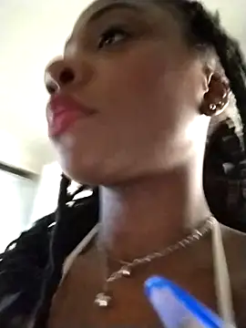 Astergray21 online show from November 2025 01:03:02 PM