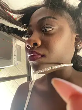 Astergray21 online show from January 2026 01:37:01 PM